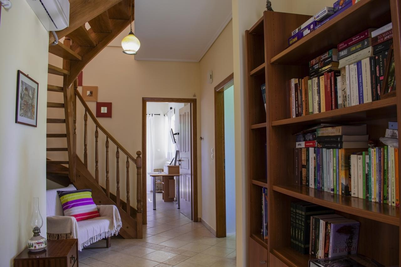 منزل الضيف Palaiá Fókaia  في Anavyssos Garden House المظهر الخارجي الصورة